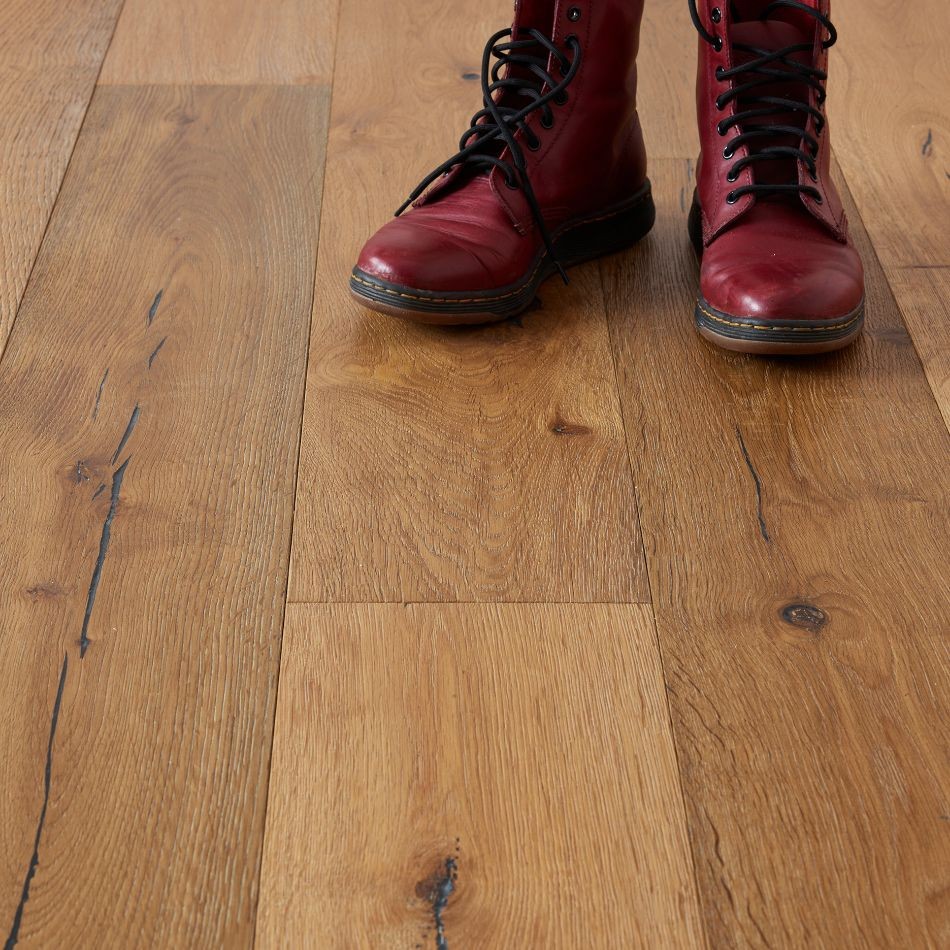Artisan Flooring - Achray Smoked/Brushed/Light White Grain/Sunken Filler/Oiled French Oak