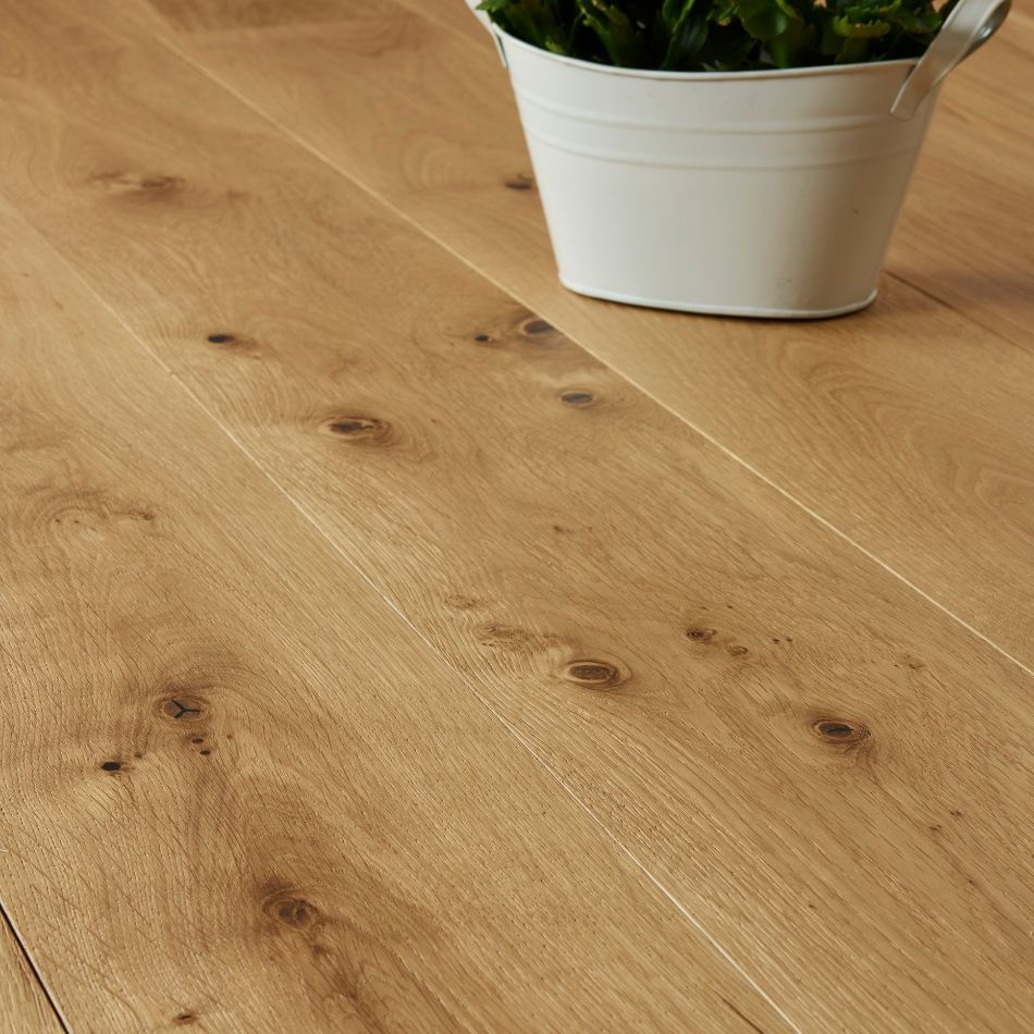 Artisan Flooring Brushed/UV oiled Originals Wideplank 20/6French Oak