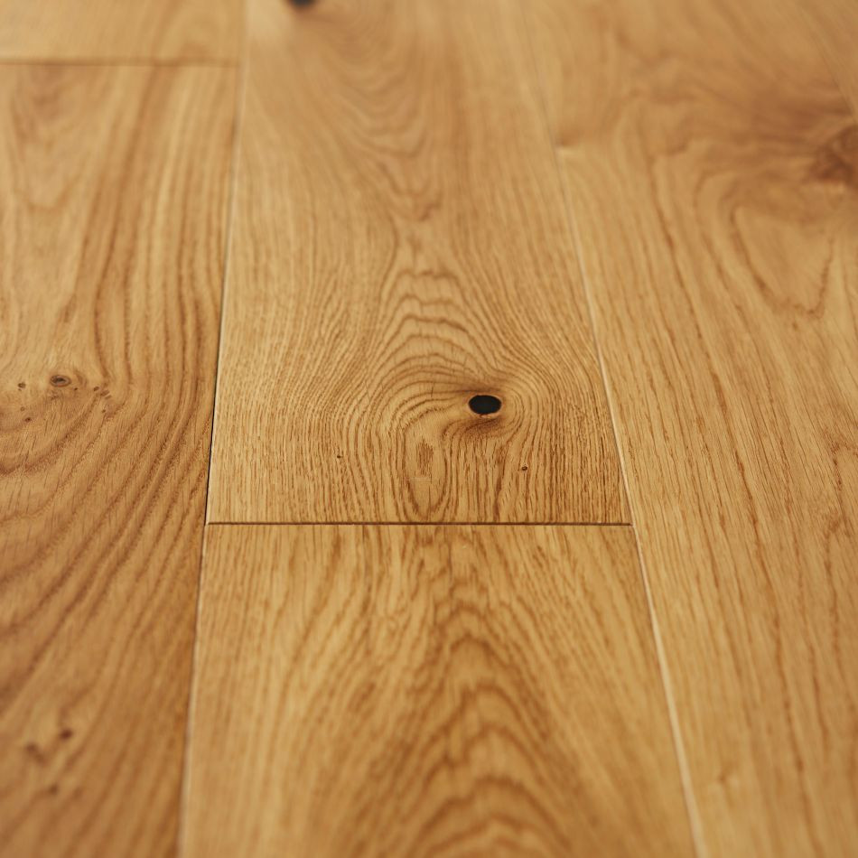 Artisan Flooring Satin Lacquered Traditional 18/4mm French Oak 