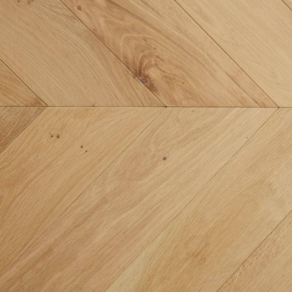 Artisan Flooring Alnwick Chevron/Unfinished Multi-Ply Oak