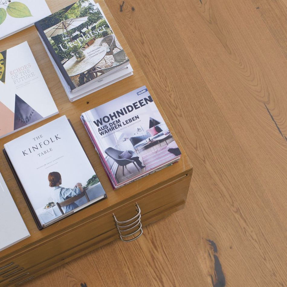 Artisan Flooring - Chaletino Honey Oak Canyon