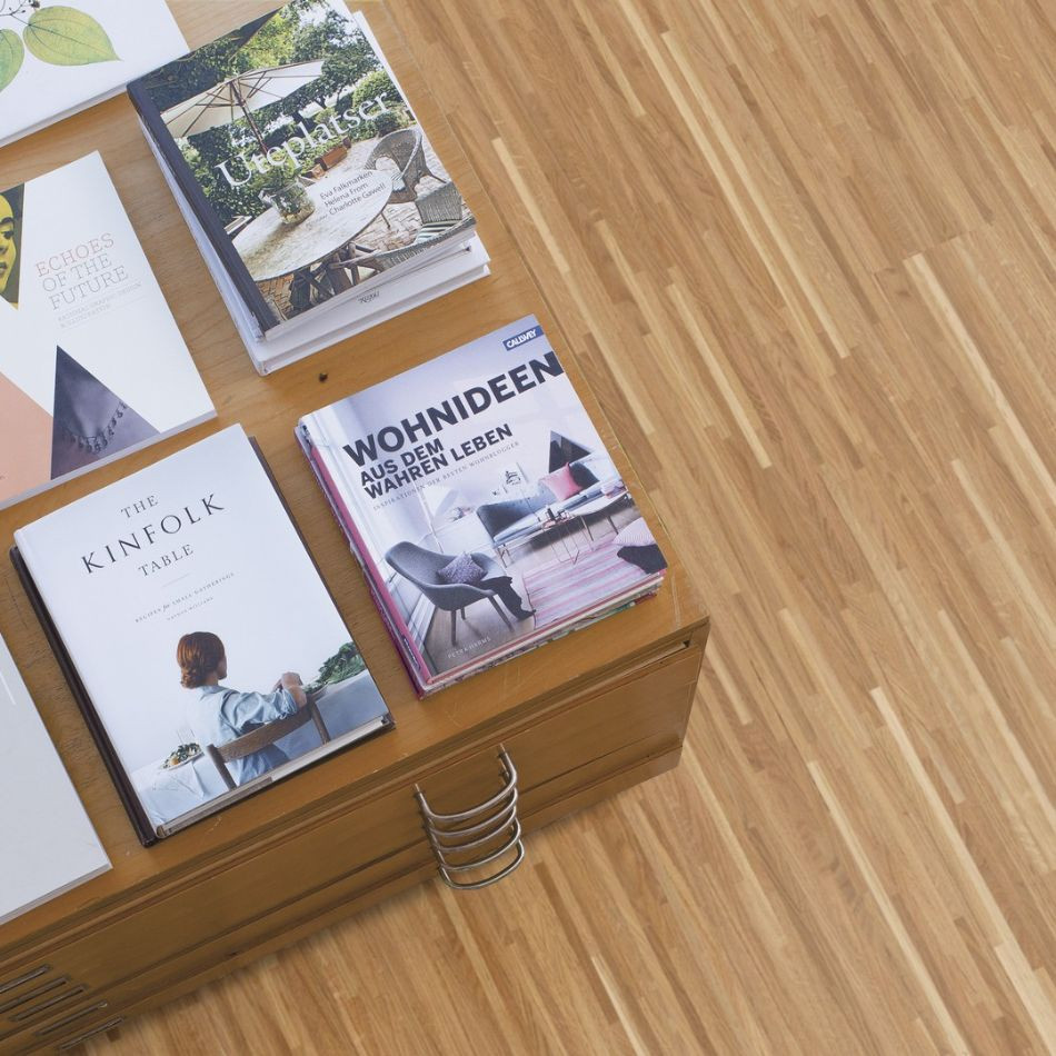 Artisan Flooring Fineline Oak Live Natural