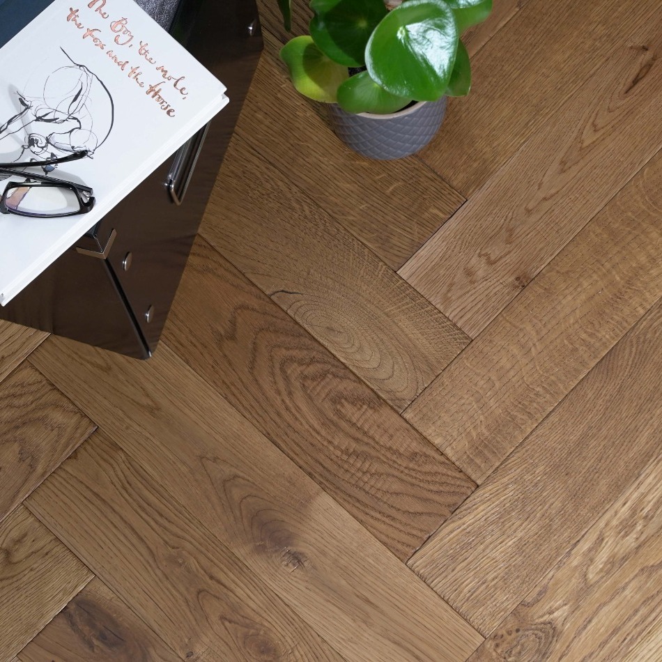 Artisan Flooring - Winnow Herringbone 